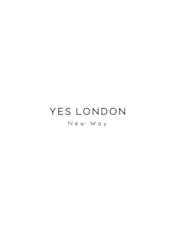 T-SHIRT APPLICAZIONE SPALLA YES LONDON CORSIVO